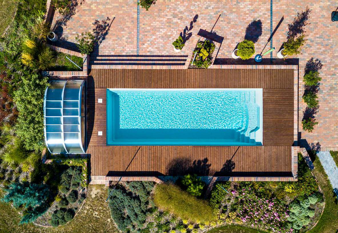 auger-piscine-et-paysage-aquacomet-zenith-flat-clear-vue-aerienne